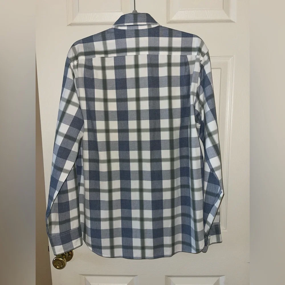 J. Crew button down • Men’s Medium